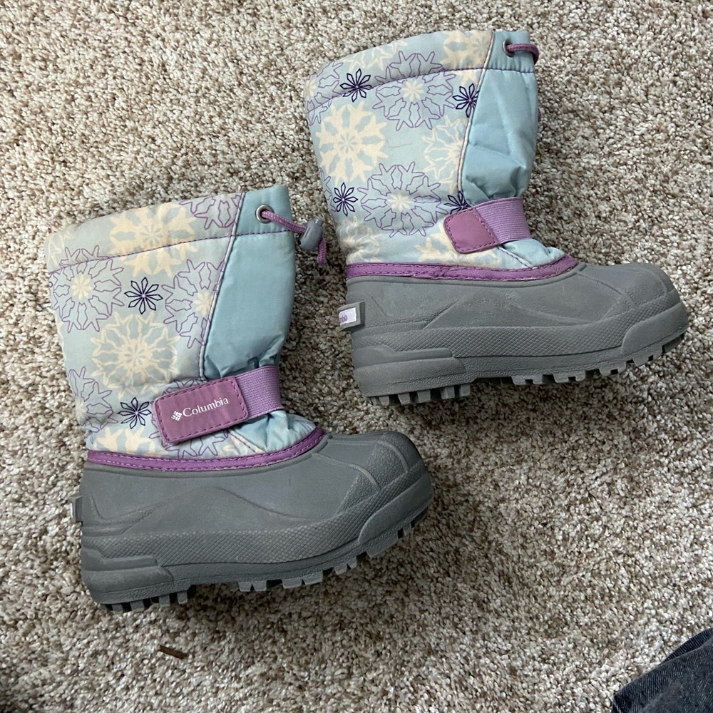 Columbia toddler girls snow boots Powderbug Snowflake (size 9T)
